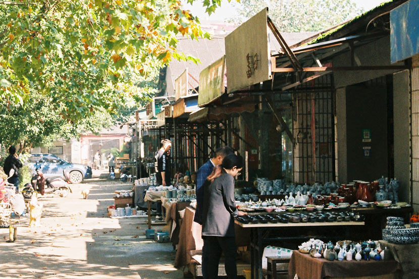 A view of a ceramics market in Jingdezhen, Jiangxi province, Oct. 21, 2020. Courtesy of Liu Ruoxi